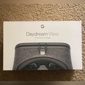 GOOGLE DayDream VR Headset